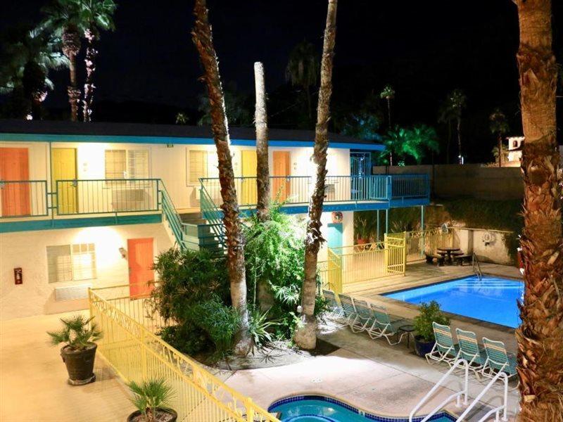 Motel Adara 2*